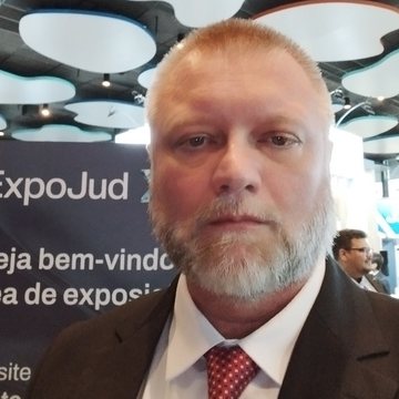 Dr. Sandro Valerio, advogado — OAB-PR 70.516